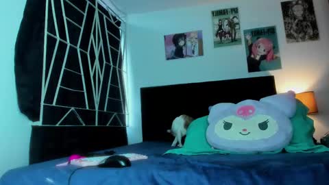 KARINNA  RAVEN online show from 09/18/25, 10:01