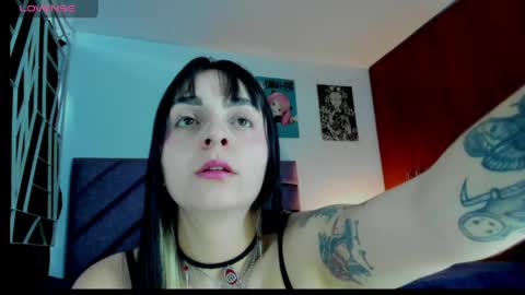 KARINNA  RAVEN online show from 05/17/26, 09:00