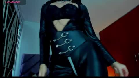 KARINNA  RAVEN online show from 05/23/26, 10:03