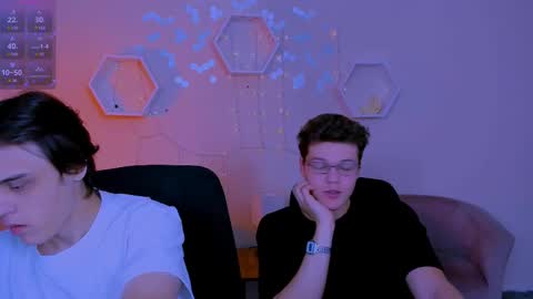 Snapshot of karl_mans chatting on 11/08/25, 09:42 Karl online show from 11/08/25, 09:42