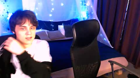 Snapshot of karl_mans chatting on 11/22/25, 10:36 Karl online show from 11/22/25, 10:36