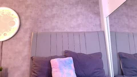 Snapshot of karla__ruiz chatting on 11/22/25, 07:35 Karla online show from 11/22/25, 07:35