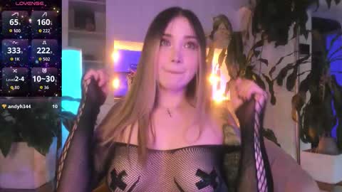  Karla  online show from 09/19/25, 09:04