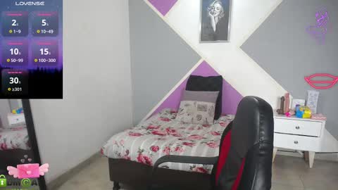 Snapshot of karla_charloby chatting on 02/13/25, 03:46 Karla online show from 02/13/25, 03:46