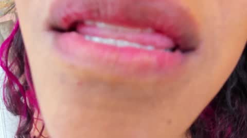  Karla  online show from 12/31/24, 12:32