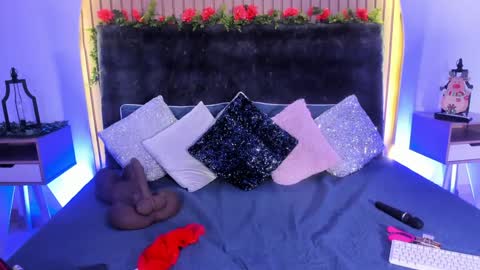 Karla Gonzaless online show from 12/09/24, 03:33