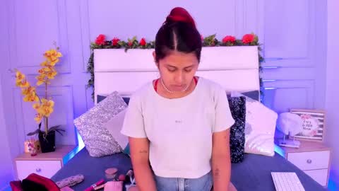 Karla Gonzaless online show from 03/10/25, 07:07