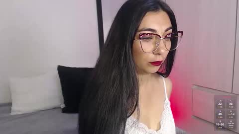 Karla  online show from 11/08/25, 10:15