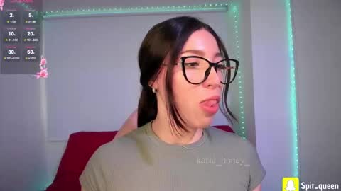 Snapshot of karla_honey_ chatting on 11/12/25, 10:09 Karla online show from 11/12/25, 10:09