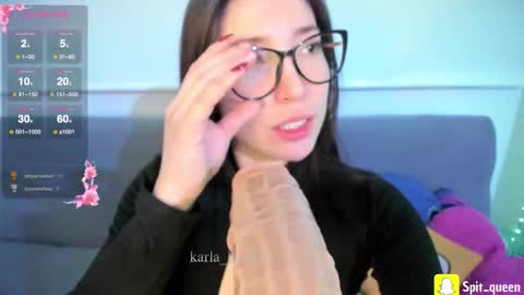 Snapshot of karla_honey_ chatting on 11/26/25, 12:22 Karla online show from 11/26/25, 12:22