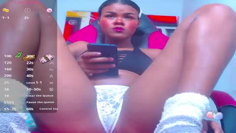 karla latina 28 online show from 09/29/25, 03:22