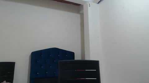 Snapshot of karla_lov3 chatting on 10/27/25, 03:27 karla_lov3 online show from 10/27/25, 03:27