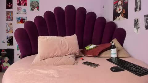 Snapshot of karla_ricochett chatting on 09/26/25, 08:29 karen online show from 09/26/25, 08:29