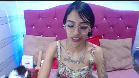 karla_slutskinny online show from 03/04/25, 08:02