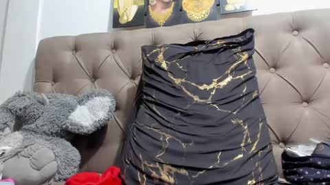 Snapshot of karla_smith_vc chatting on 10/01/25, 02:39 karla_smith_vc online show from 10/01/25, 02:39