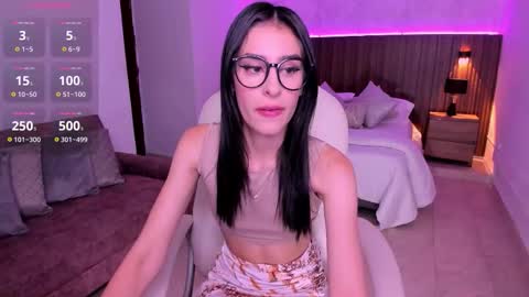 Karlaa  online show from 09/10/25, 11:21