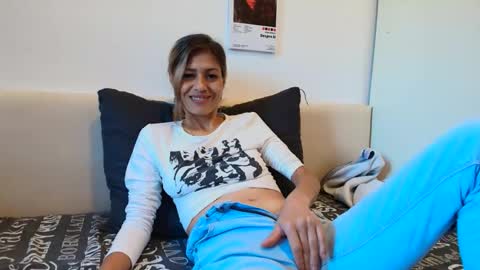 Crystyna online show from 09/27/25, 05:23