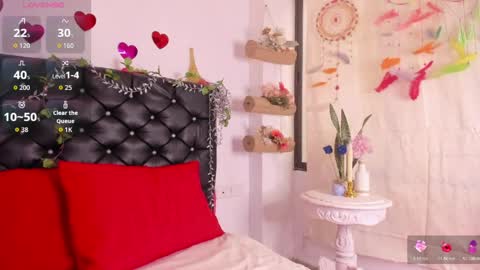 Snapshot of karlakoster chatting on 05/28/26, 01:30 Karla Koster online show from 05/28/26, 01:30