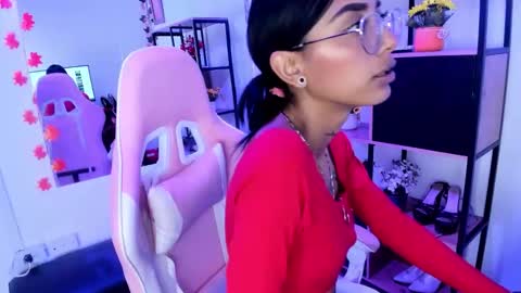karlaslutskinny__ online show from 02/13/26, 09:33