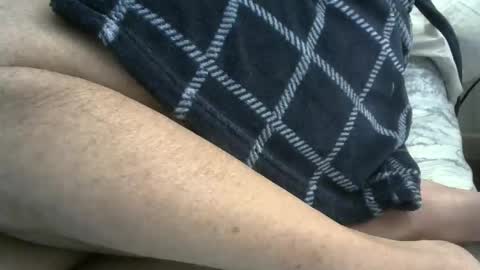 Snapshot of karledgar33 chatting on 10/13/25, 06:02 Karl online show from 10/13/25, 06:02