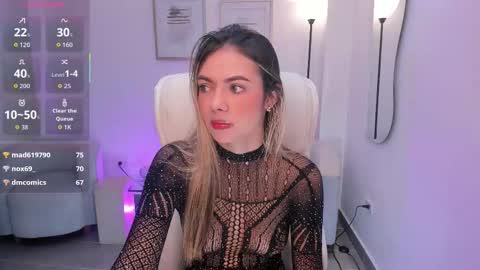 Snapshot of karliie_kloss_ chatting on 09/21/25, 07:04 karliie kloss   online show from 09/21/25, 07:04