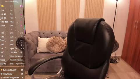 karliie kloss   online show from 06/27/26, 12:22