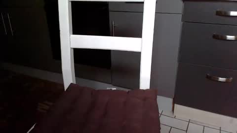 Snapshot of karlodi chatting on 10/28/25, 06:50 Kev online show from 10/28/25, 06:50