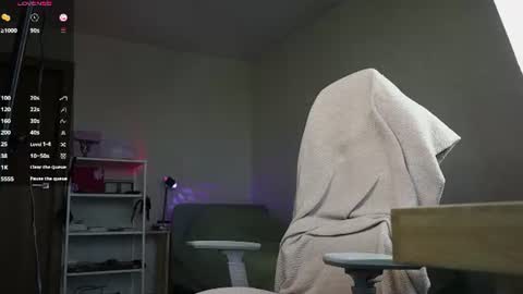 Karlos and Louis online show from 07/24/26, 04:43