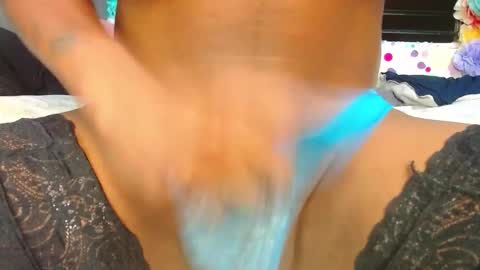 KARLY.  online show from 10/29/25, 06:48