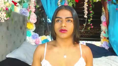 KARLY.  online show from 11/02/25, 07:33