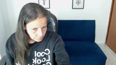 KARLYE online show from 12/10/24, 10:06
