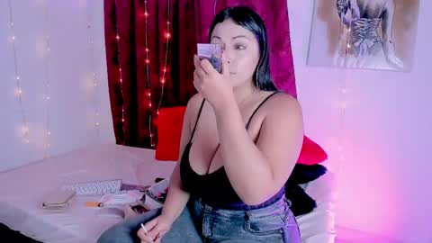 Snapshot of karlyprintt34 chatting on 04/22/26, 01:01 karlyprintt34 online show from 04/22/26, 01:01