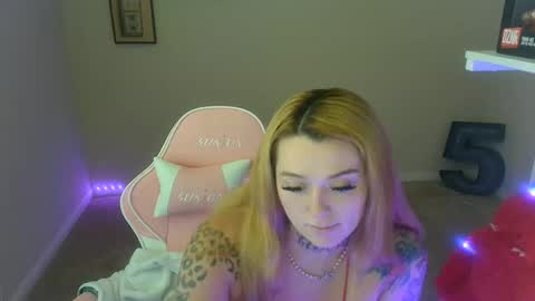 karmathevixen0304 online show from 06/02/26, 07:16
