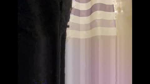 Snapshot of karnyx3 chatting on 01/01/25, 02:42 Karlos Montoya online show from 01/01/25, 02:42