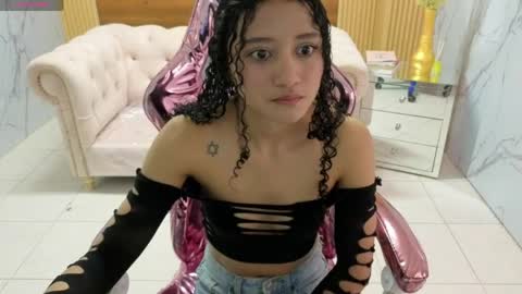 Snapshot of karol1_s chatting on 06/04/26, 03:01 karol1_s online show from 06/04/26, 03:01