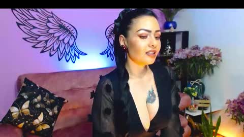Karol Kenedy online show from 10/07/25, 06:32