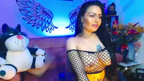 Karol Kenedy online show from 06/15/26, 06:26