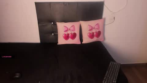 Snapshot of karol_say chatting on 06/12/26, 03:38 Karol Say online show from 06/12/26, 03:38