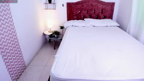 karol_smiitth online show from 09/11/25, 01:44