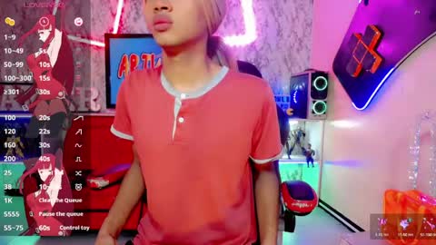 Snapshot of karol_vanessa__ chatting on 05/02/26, 11:15 karol Vanessa online show from 05/02/26, 11:15