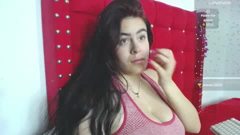 Snapshot of karolay_su chatting on 01/15/25, 04:47 ARIANNA  online show from 01/15/25, 04:47