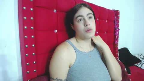 Snapshot of karolay_su chatting on 02/19/25, 11:06 ARIANNA  online show from 02/19/25, 11:06