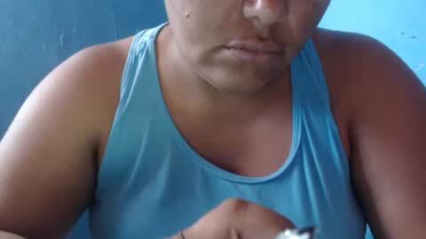karolbb online show from 12/25/24, 01:41