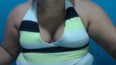 karolbb online show from 01/02/25, 08:35