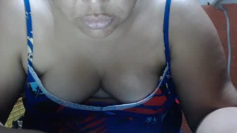 karolbb online show from 01/13/25, 11:19
