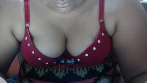 karolbb online show from 01/15/25, 11:32