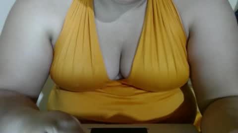 Snapshot of karolbb21 chatting on 01/15/26, 11:26 karolbb21 online show from 01/15/26, 11:26