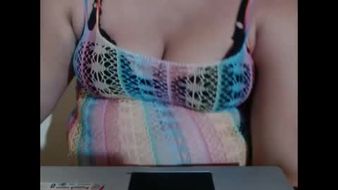 Snapshot of karolbb21 chatting on 02/01/26, 11:58 karolbb21 online show from 02/01/26, 11:58