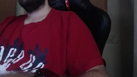 Snapshot of karolhorny96 chatting on 10/01/25, 06:52 Karol online show from 10/01/25, 06:52