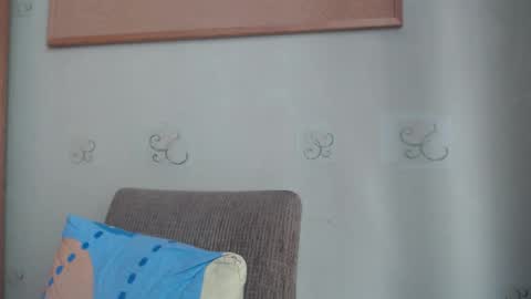 Snapshot of karolhorny96 chatting on 10/15/25, 07:52 Karol online show from 10/15/25, 07:52